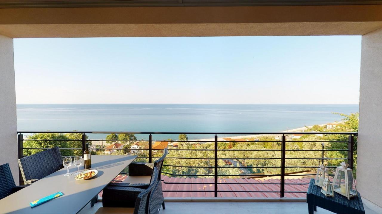 Kallia Suites- Chorefto Bagian luar foto