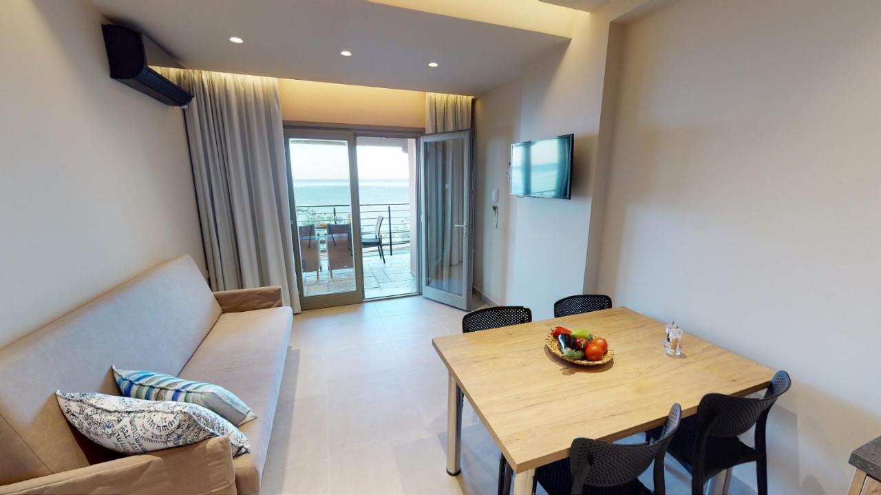 Kallia Suites- Chorefto Bagian luar foto