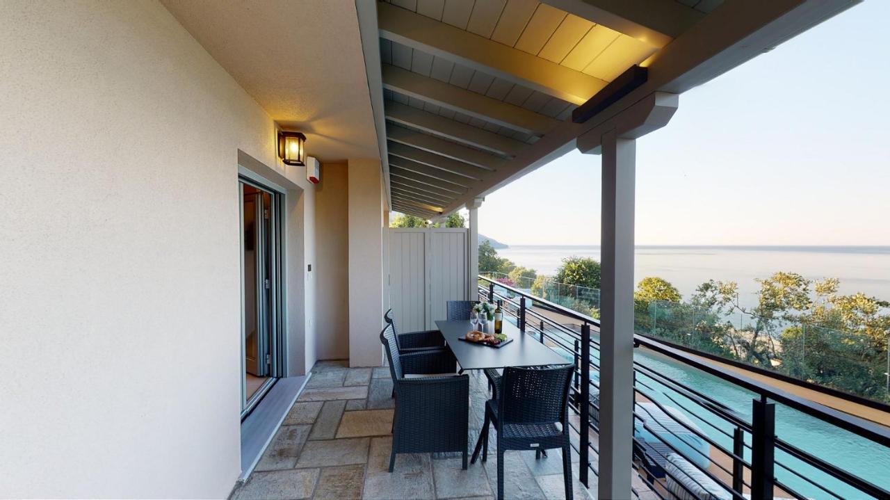 Kallia Suites- Chorefto Bagian luar foto